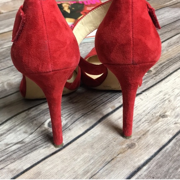 Vince Camuto red suede Carlotte D’Orsay heels - Picture 4 of 8